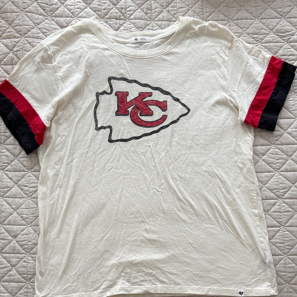 47 Cream KC Arrowhead Women’sT-Shirt